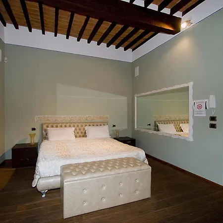 Guest house Vicolo Dell'oste 3*
